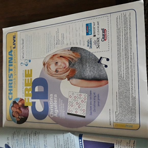 Seventeen March 2000 Spring Prom Issue - Picture 5 of 11